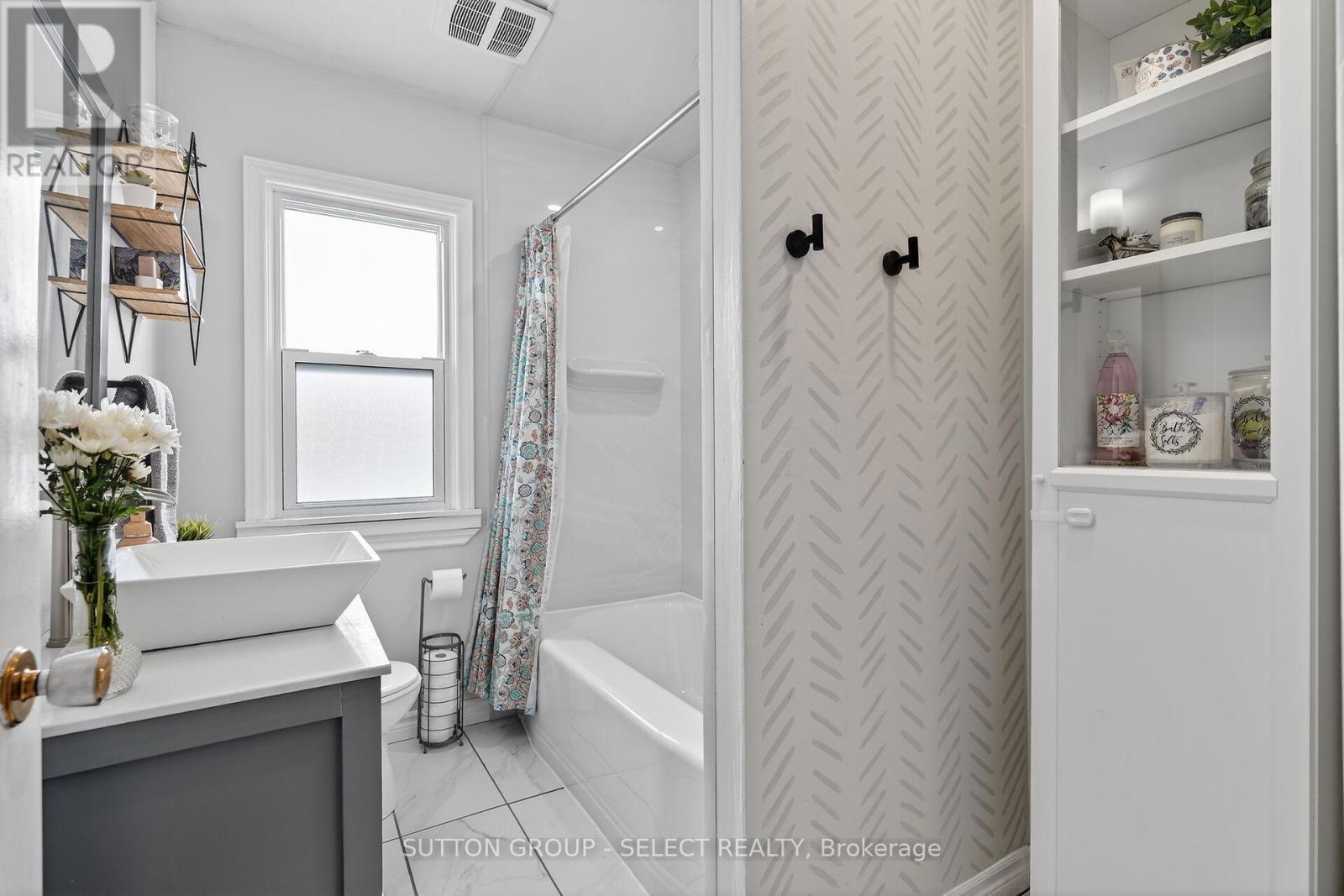 225 Sterling Street, London East, Ontario  N5Y 1Z3 - Photo 27 - X12753374