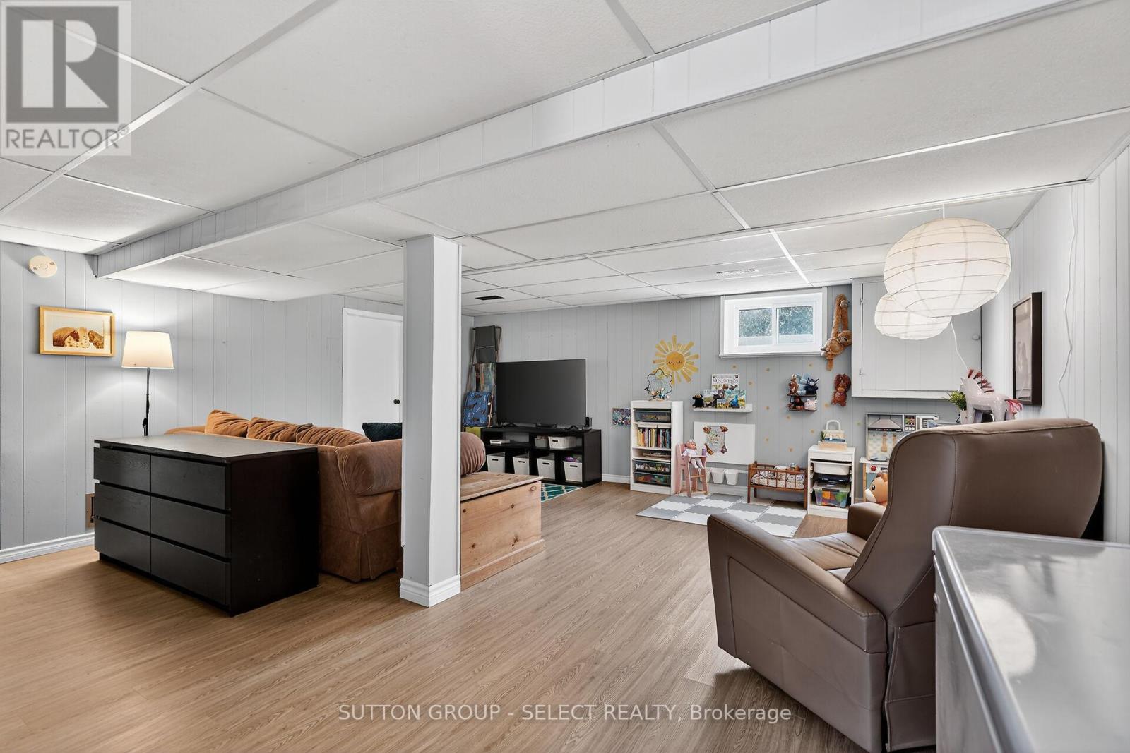 225 Sterling Street, London East, Ontario  N5Y 1Z3 - Photo 30 - X12753374