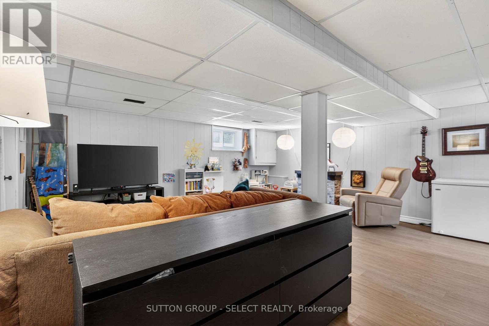 225 Sterling Street, London East, Ontario  N5Y 1Z3 - Photo 31 - X12753374