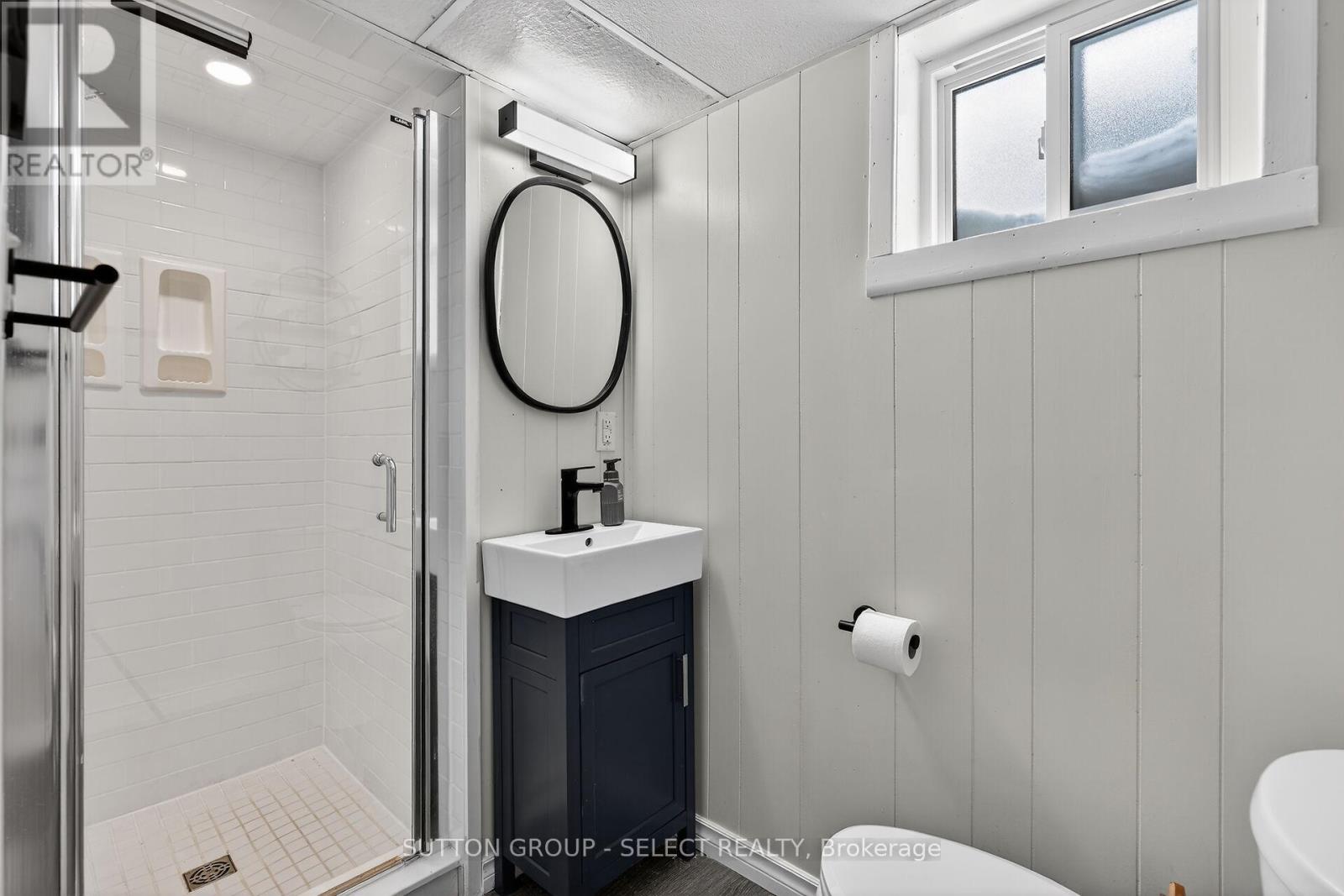 225 Sterling Street, London East, Ontario  N5Y 1Z3 - Photo 38 - X12753374