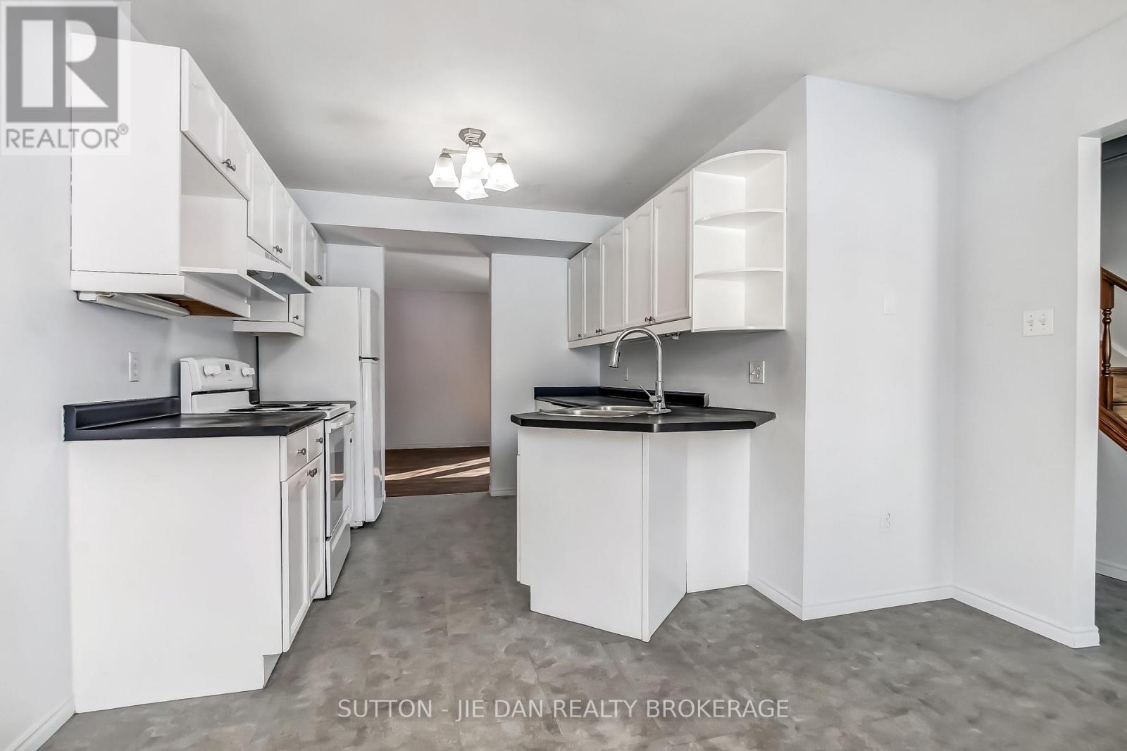 63 - 70 Chapman Court, London North, Ontario  N6G 4Z9 - Photo 4 - X12753386