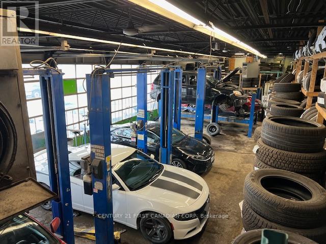 471 York Street, London East, Ontario  N6B 1R3 - Photo 5 - X12753644