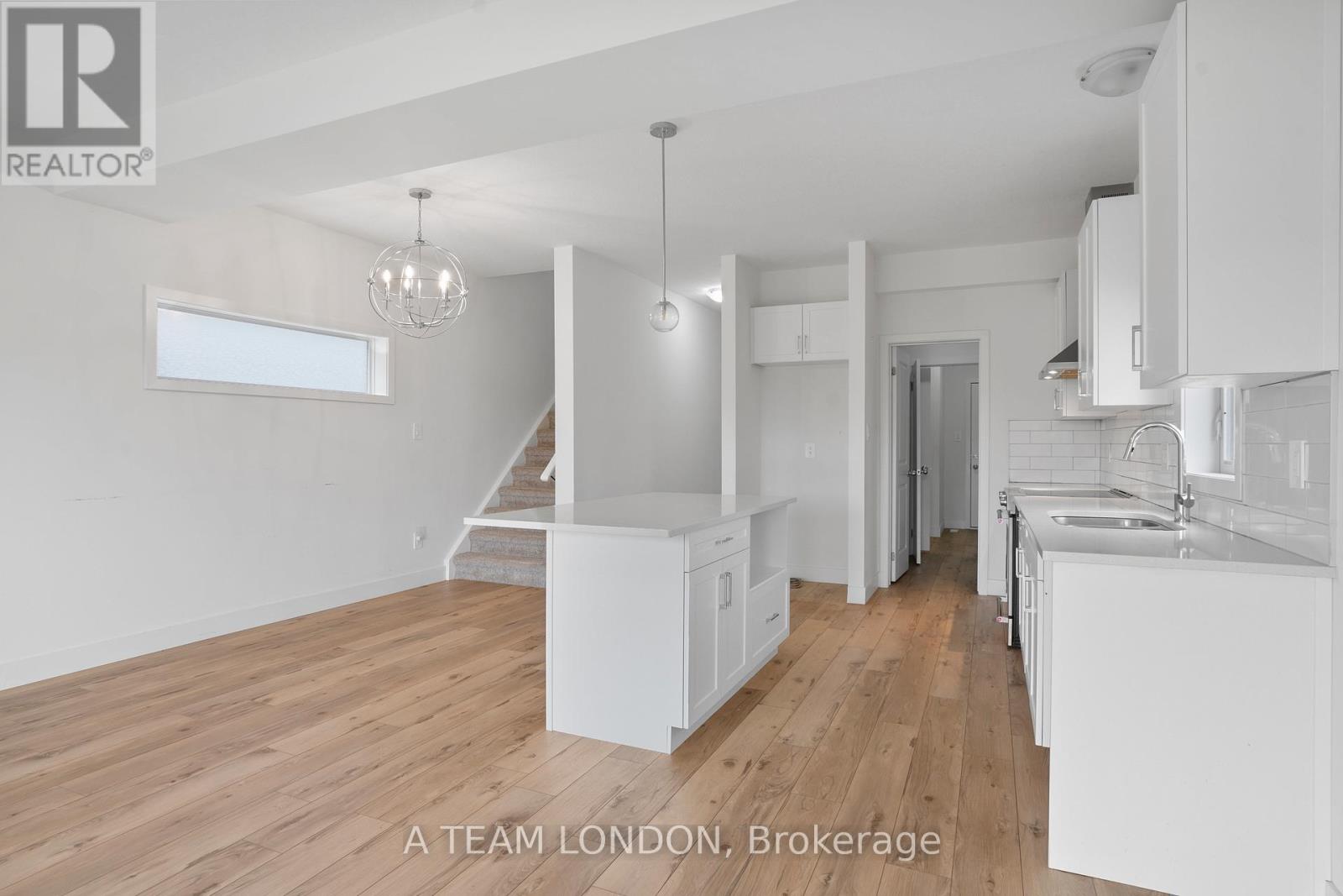 1612 Capri Crescent, London North, Ontario  N6G 3P2 - Photo 13 - X12753660