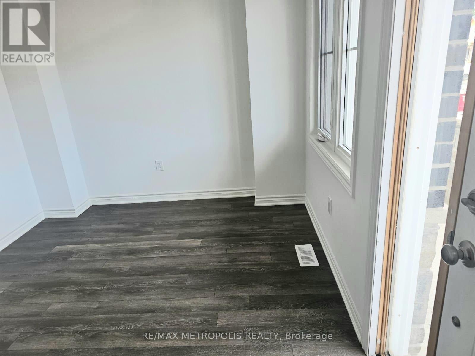 18 Bradden Crescent, Belleville, Ontario  K8N 0T8 - Photo 3 - X12753232