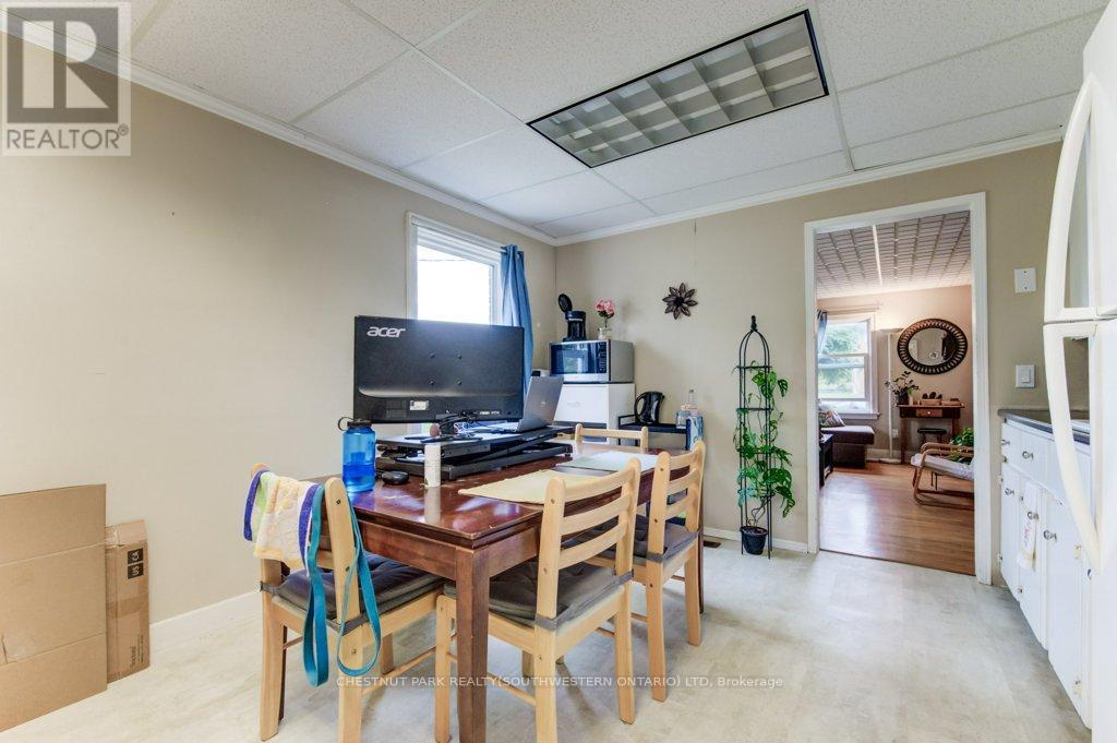 56 Lilac Street, Waterloo, Ontario  N2G 3A8 - Photo 12 - X12753290