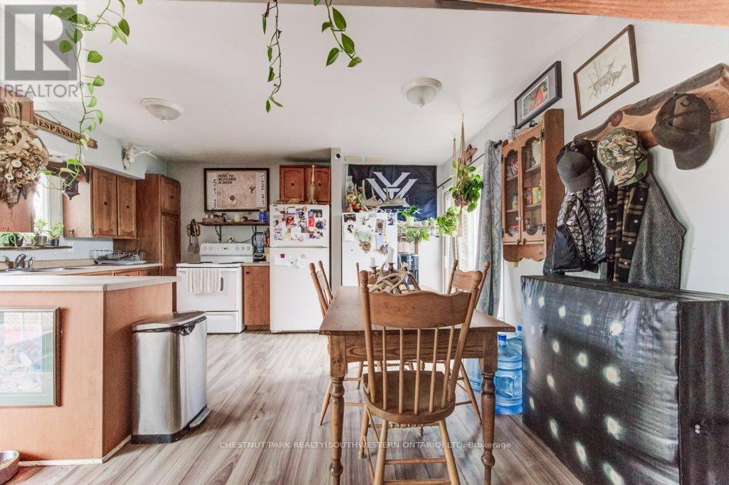 56 Lilac Street, Waterloo, Ontario  N2G 3A8 - Photo 22 - X12753290