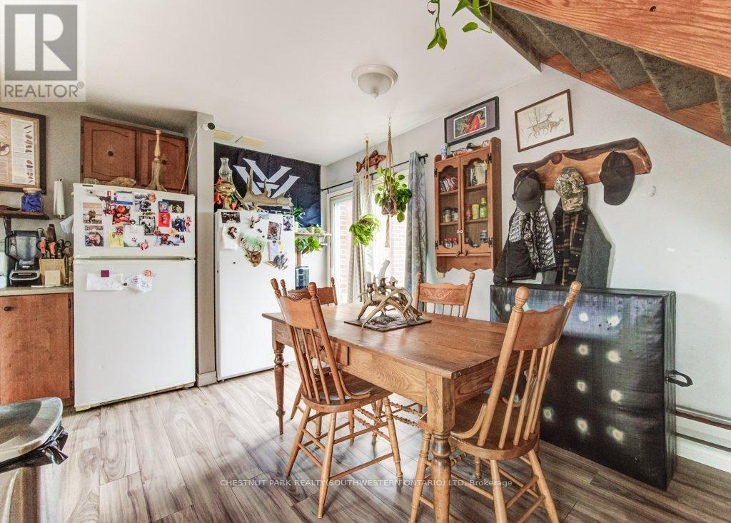 56 Lilac Street, Waterloo, Ontario  N2G 3A8 - Photo 23 - X12753290