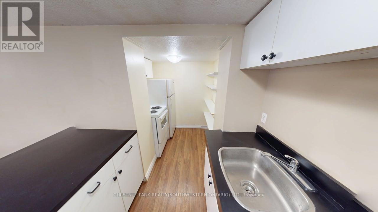 56 Lilac Street, Waterloo, Ontario  N2G 3A8 - Photo 39 - X12753290