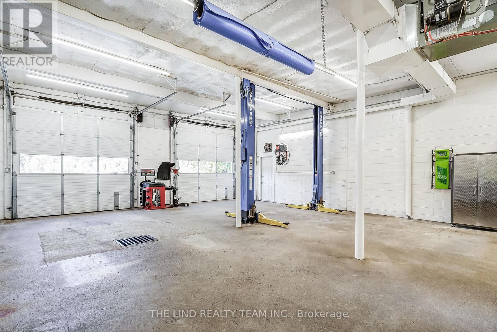 949 Raymond Road, Muskoka Lakes, Ontario  P0B 1M0 - Photo 35 - X12753330