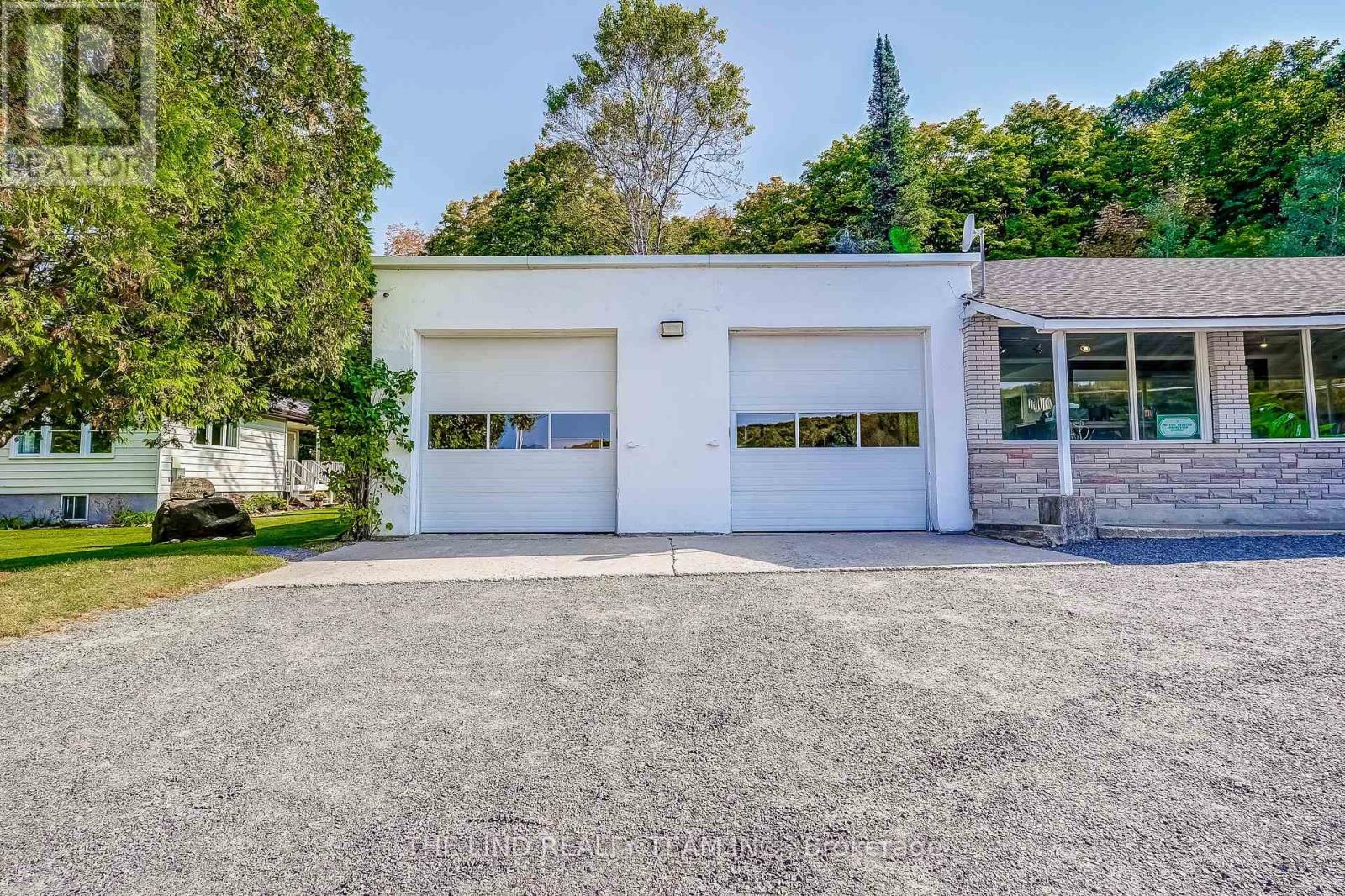 949 Raymond Road, Muskoka Lakes, Ontario  P0B 1M0 - Photo 18 - X12753346