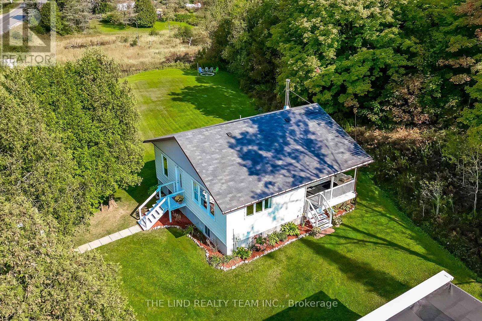 949 Raymond Road, Muskoka Lakes, Ontario  P0B 1M0 - Photo 38 - X12753346