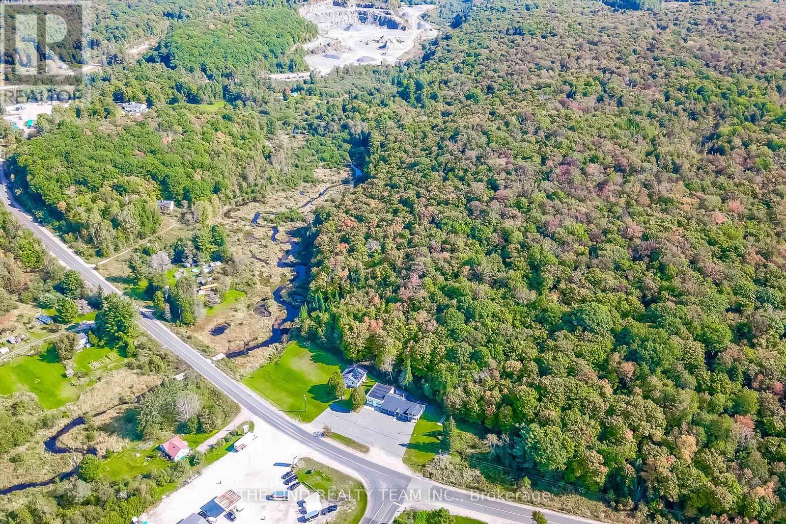 949 Raymond Road, Muskoka Lakes, Ontario  P0B 1M0 - Photo 42 - X12753346