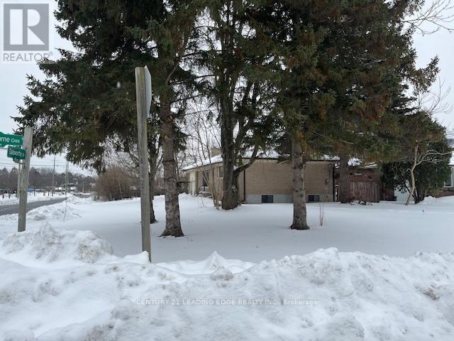 2 Honeybourne Crescent, Markham, Ontario  L3P 1P3 - Photo 5 - N12747328