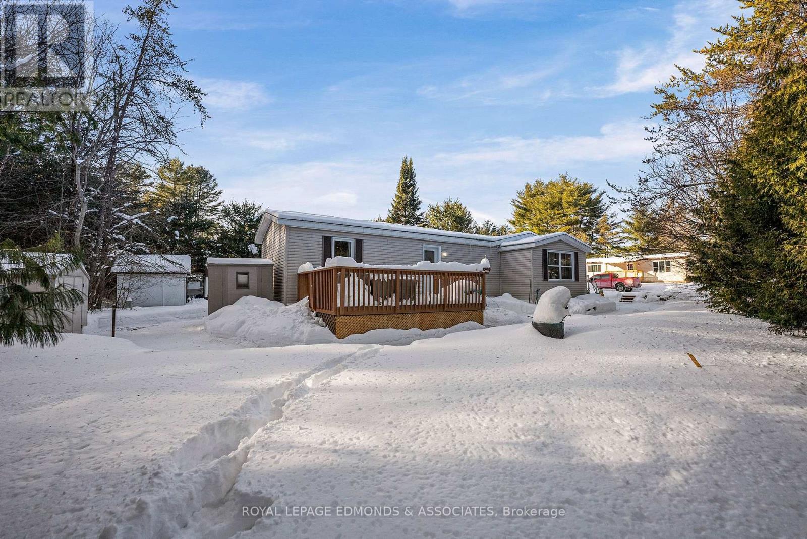 5 Hunter's Run Lane, Laurentian Hills, Ontario  K0J 1J0 - Photo 32 - X12753646