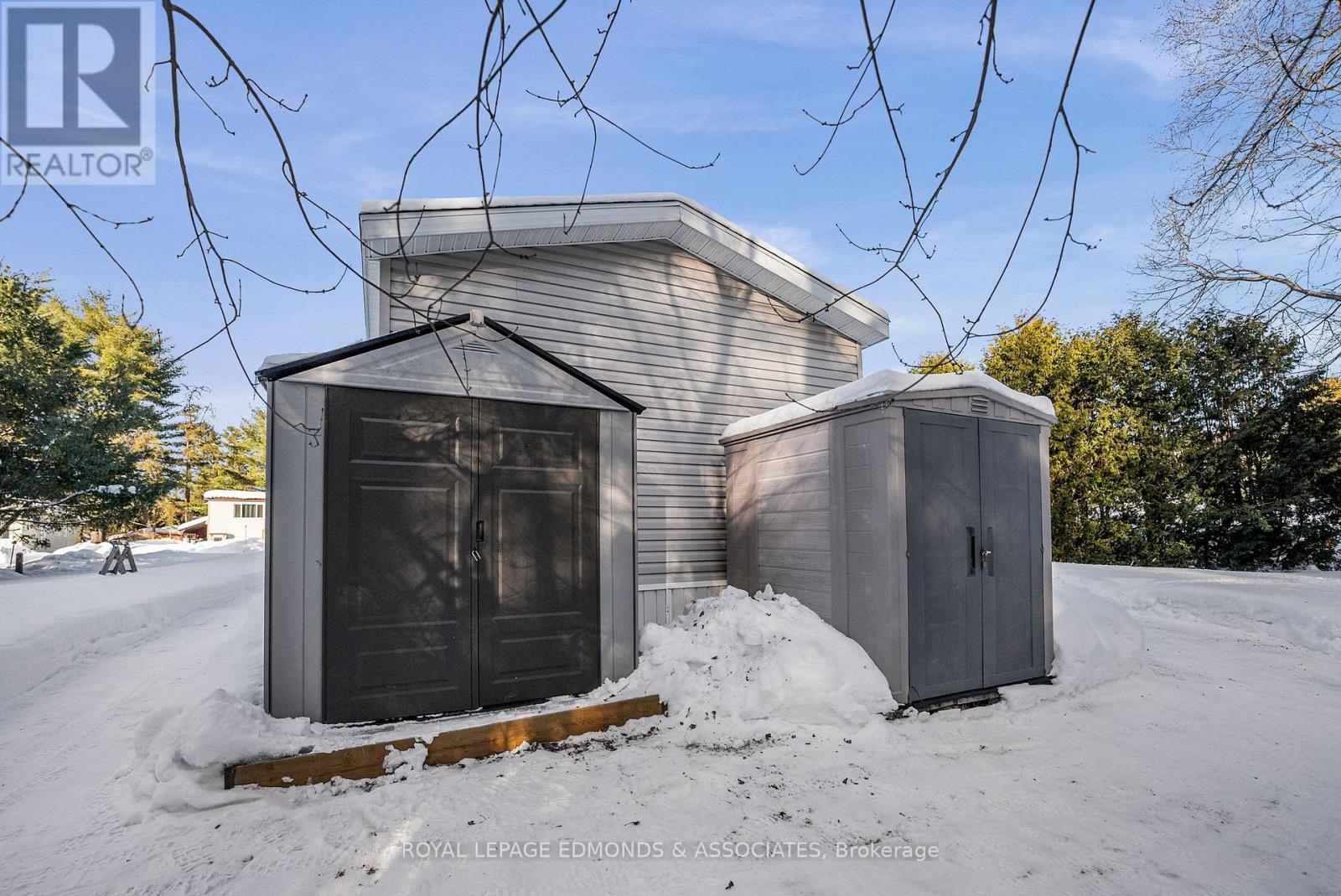 5 Hunter's Run Lane, Laurentian Hills, Ontario  K0J 1J0 - Photo 33 - X12753646