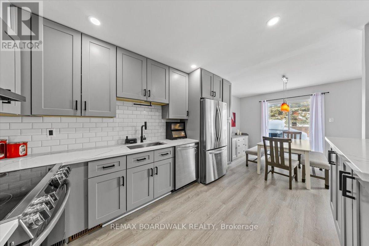 294 Valade Crescent, Ottawa, Ontario  K4A 2X3 - Photo 12 - X12753456