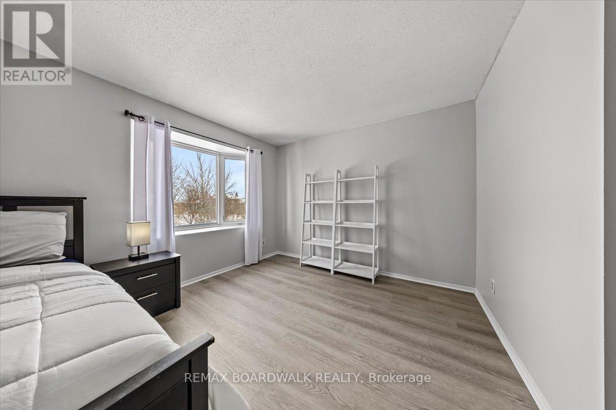 294 Valade Crescent, Ottawa, Ontario  K4A 2X3 - Photo 21 - X12753456