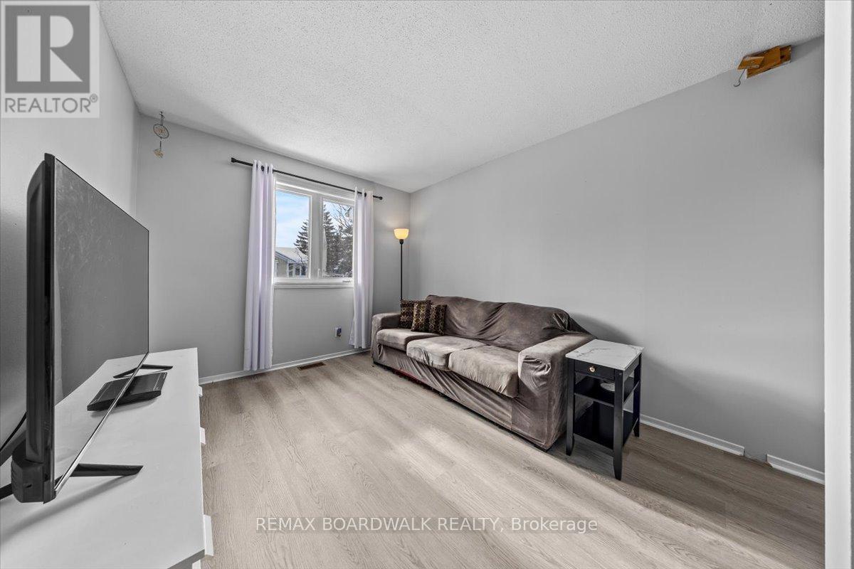 294 Valade Crescent, Ottawa, Ontario  K4A 2X3 - Photo 22 - X12753456