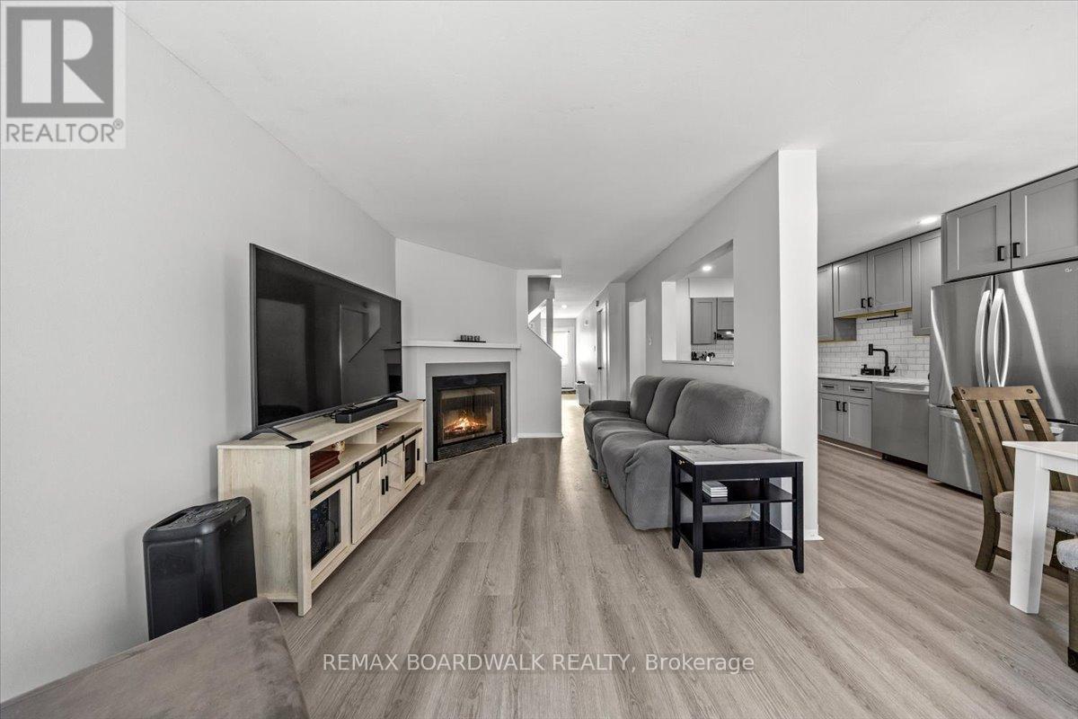 294 Valade Crescent, Ottawa, Ontario  K4A 2X3 - Photo 6 - X12753456