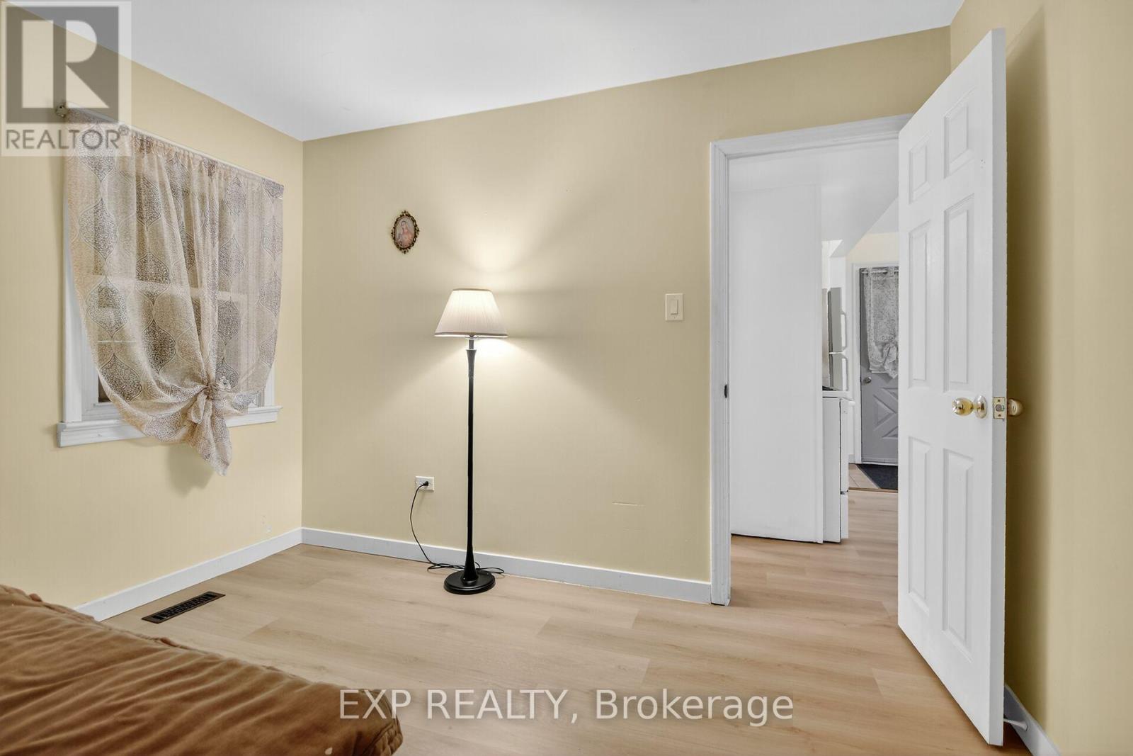 41 Hwy 5 W Street, South Dundas, Ontario  K0C 1X0 - Photo 13 - X12753468