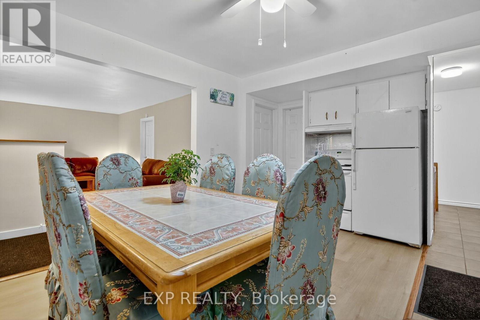 41 Hwy 5 W Street, South Dundas, Ontario  K0C 1X0 - Photo 6 - X12753468