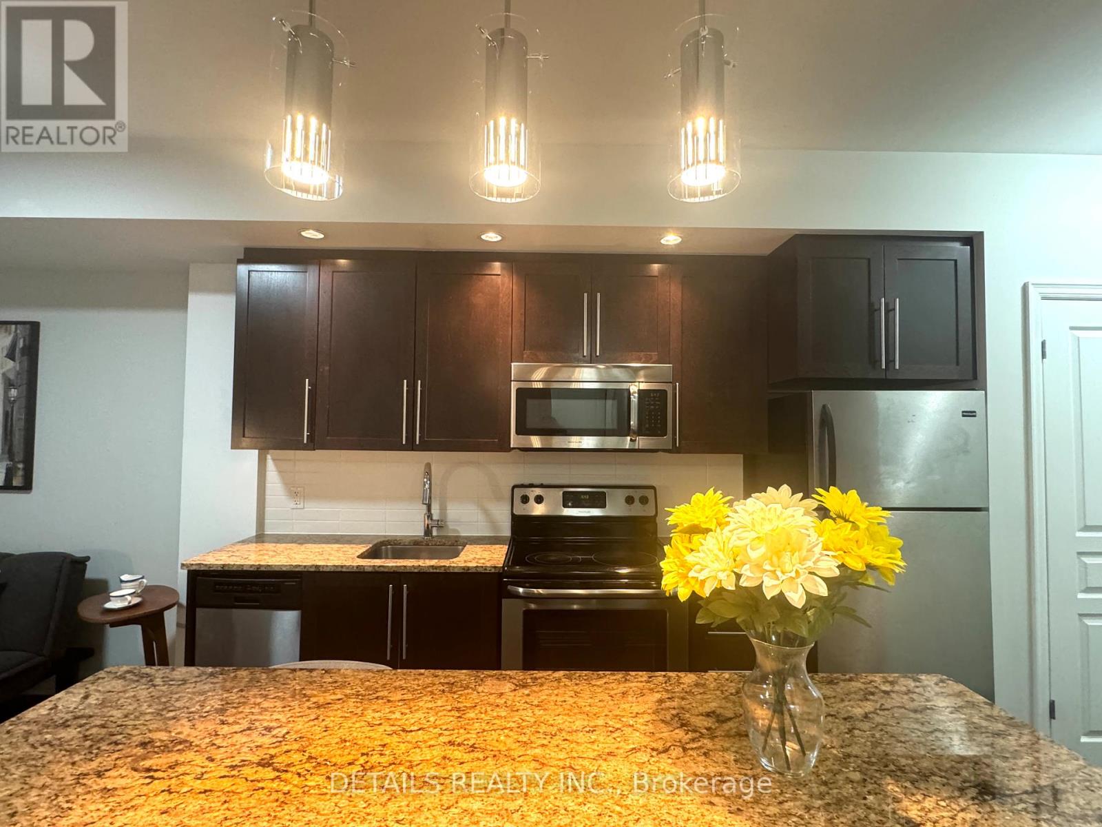 601 - 238 Besserer Street, Ottawa, Ontario  K1N 6B1 - Photo 6 - X12753528