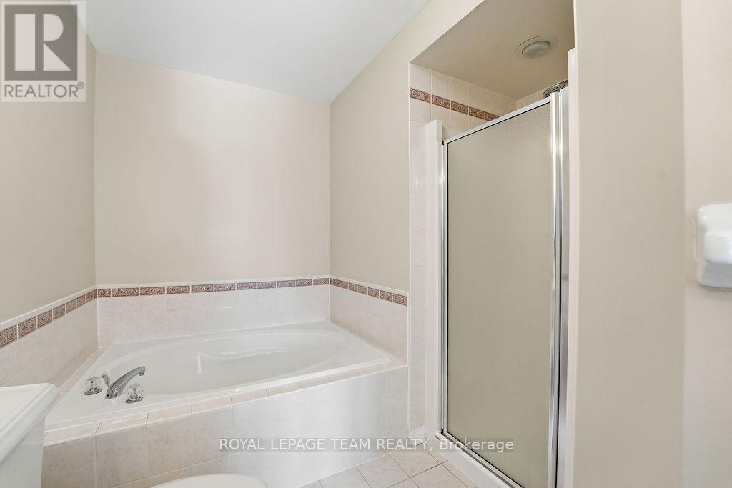 1633 Marley Crescent, Ottawa, Ontario  K1J 1C1 - Photo 26 - X12753576