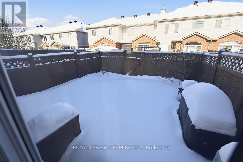 1633 Marley Crescent, Ottawa, Ontario  K1J 1C1 - Photo 37 - X12753576