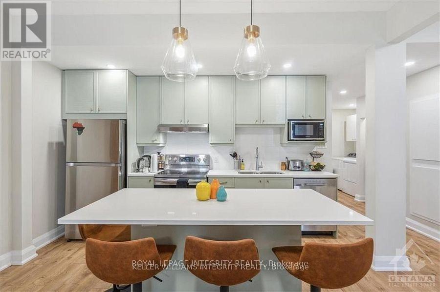 470 Besserer Street, Ottawa, Ontario  K1N 6C3 - Photo 3 - X12753642