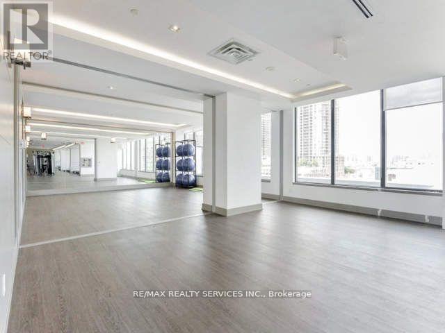 307 - 4011 Brickstone Mews, Mississauga, Ontario  L5B 0G3 - Photo 27 - W12741404