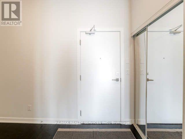 307 - 4011 Brickstone Mews, Mississauga, Ontario  L5B 0G3 - Photo 2 - W12741404