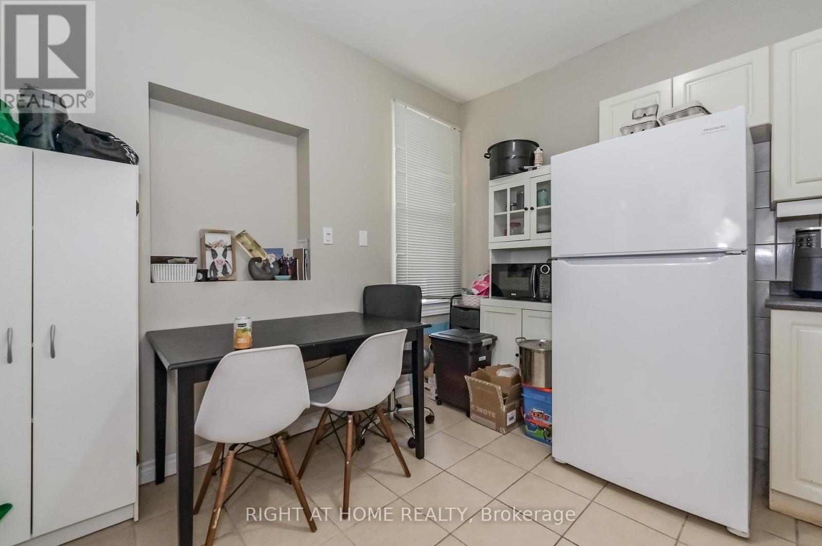 213 Main Street E, Minto, Ontario  N0G 2P0 - Photo 19 - X12751808