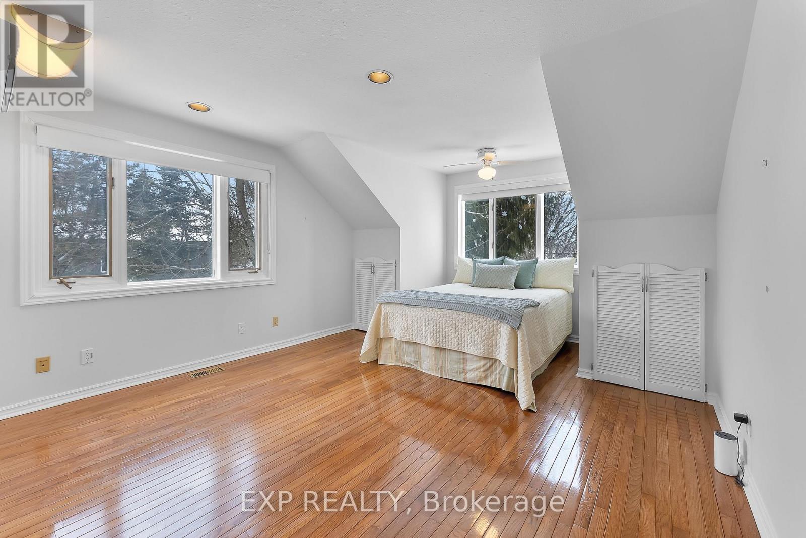 4169 Niagara River Parkway, Fort Erie (Black Creek), Ontario  L2A 5M4 - Photo 38 - X12753380