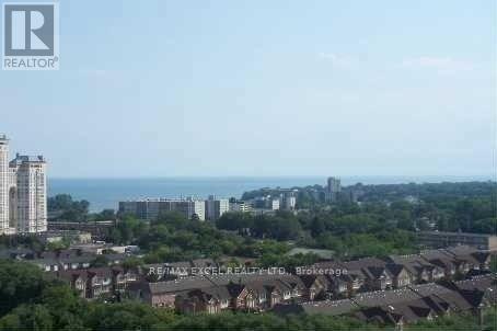 2025 - 165 Legion Road N, Toronto, Ontario  M8Y 0B3 - Photo 5 - W12752654