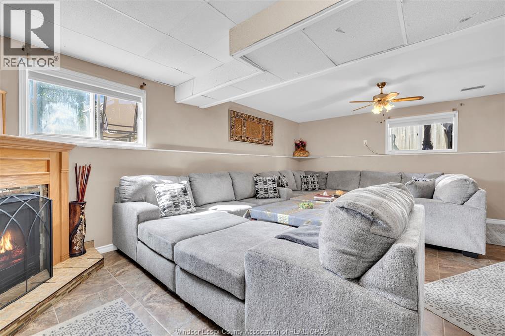 1812 Vicky Circle, Windsor, Ontario  N8W 5P6 - Photo 18 - 26002489