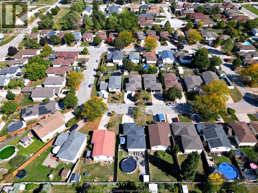 1812 Vicky Circle, Windsor, Ontario  N8W 5P6 - Photo 30 - 26002489