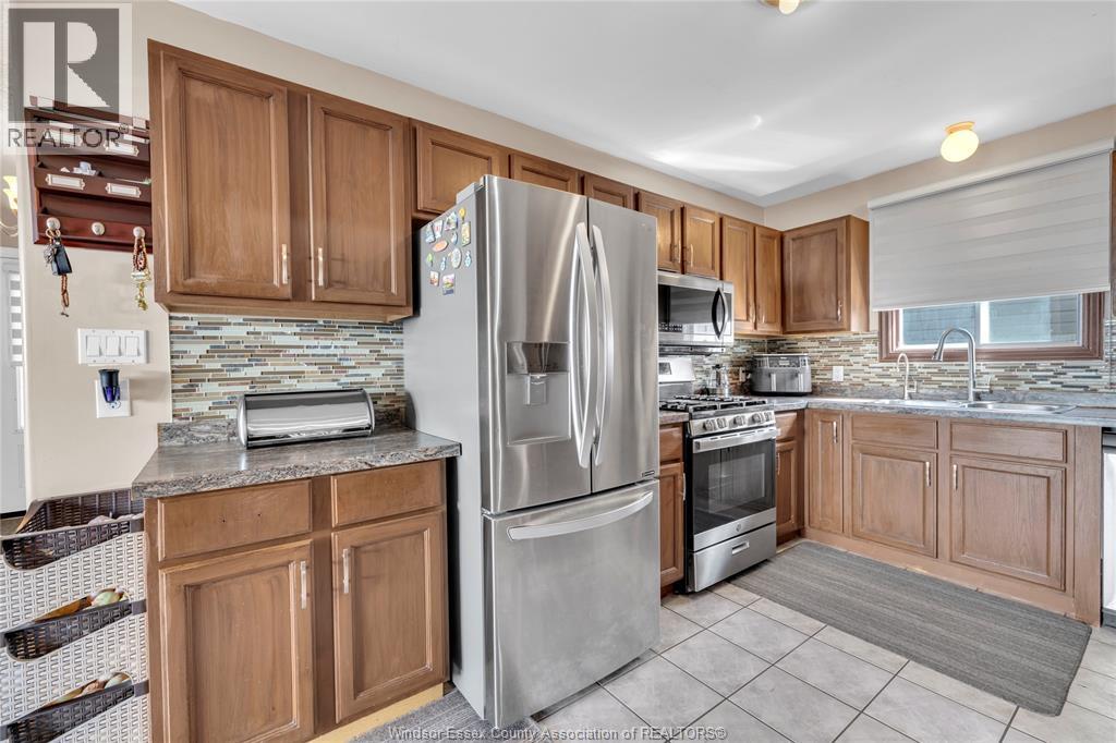 1812 Vicky Circle, Windsor, Ontario  N8W 5P6 - Photo 7 - 26002489