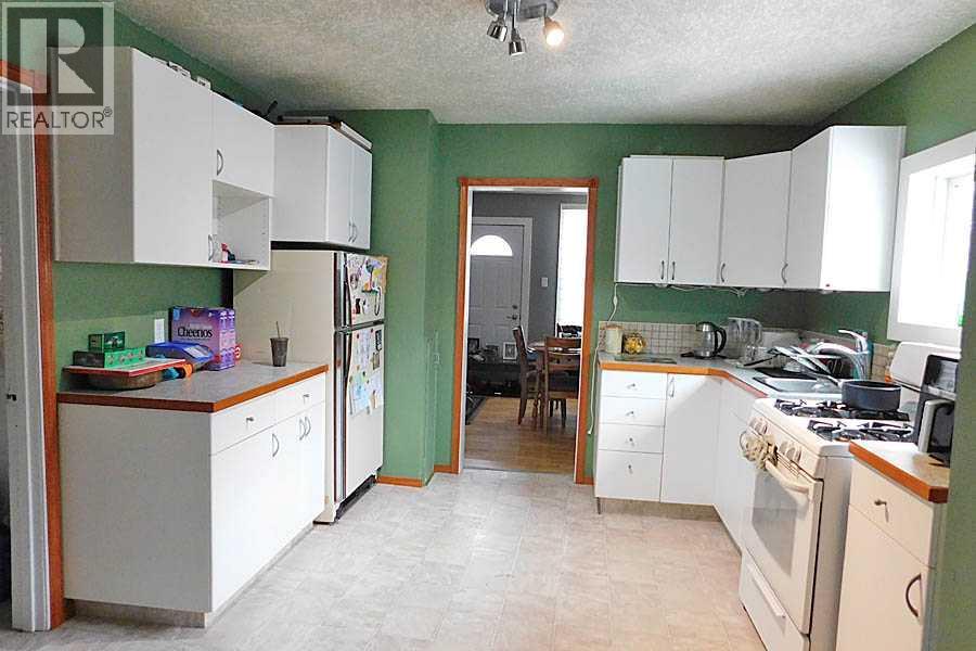 211 52 Avenue E, Claresholm, Alberta  T0L 0T0 - Photo 13 - A2275103