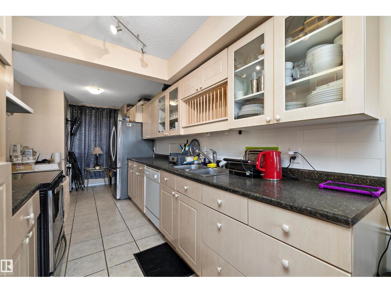 127 Cornell Co Nw, Edmonton, Alberta T5C 3C3 - Photo 11 - E4472042