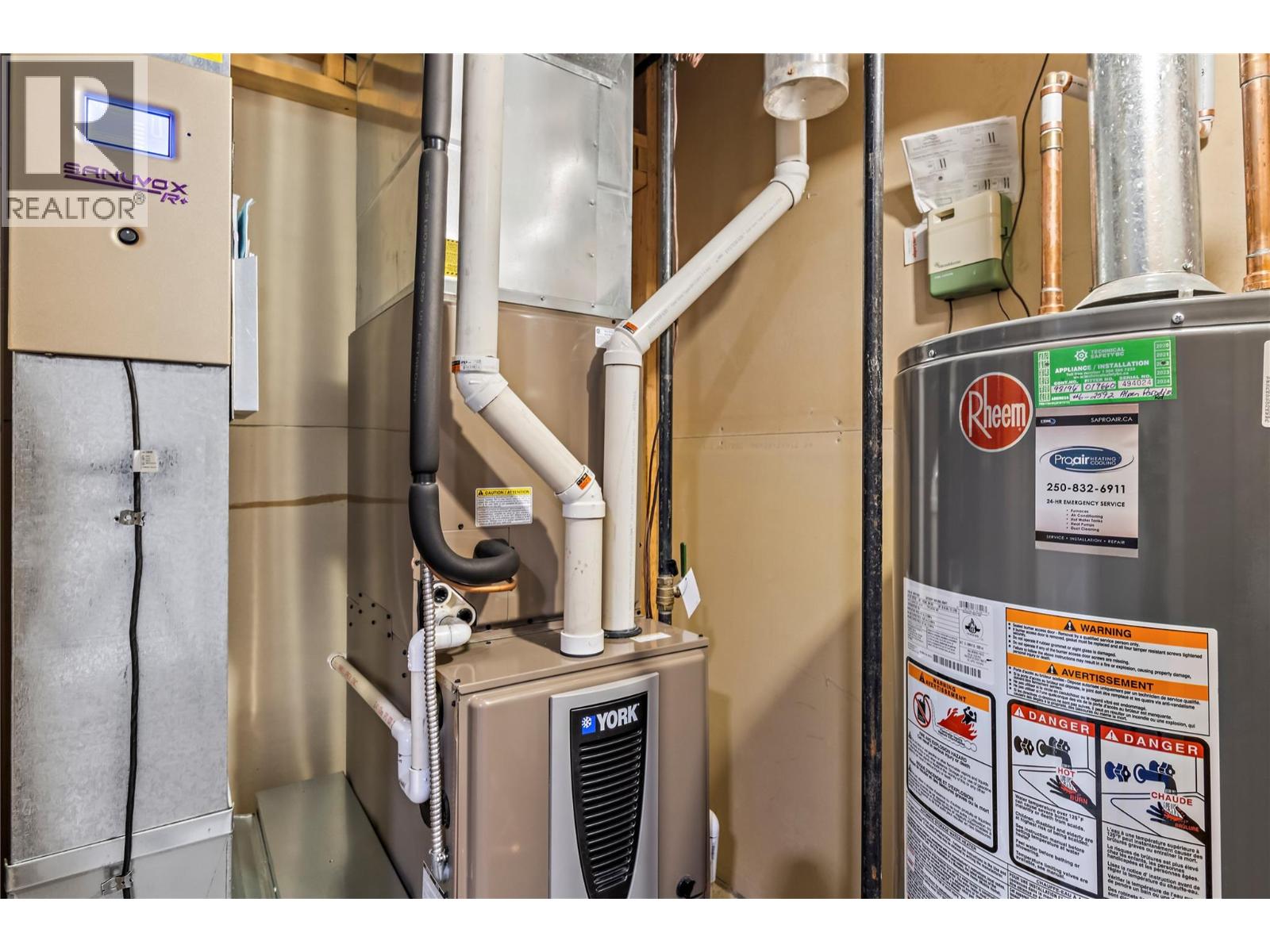 2592 Alpen Paradies Road Unit# 6, Blind Bay, British Columbia  V0E 1H1 - Photo 35 - 10373848