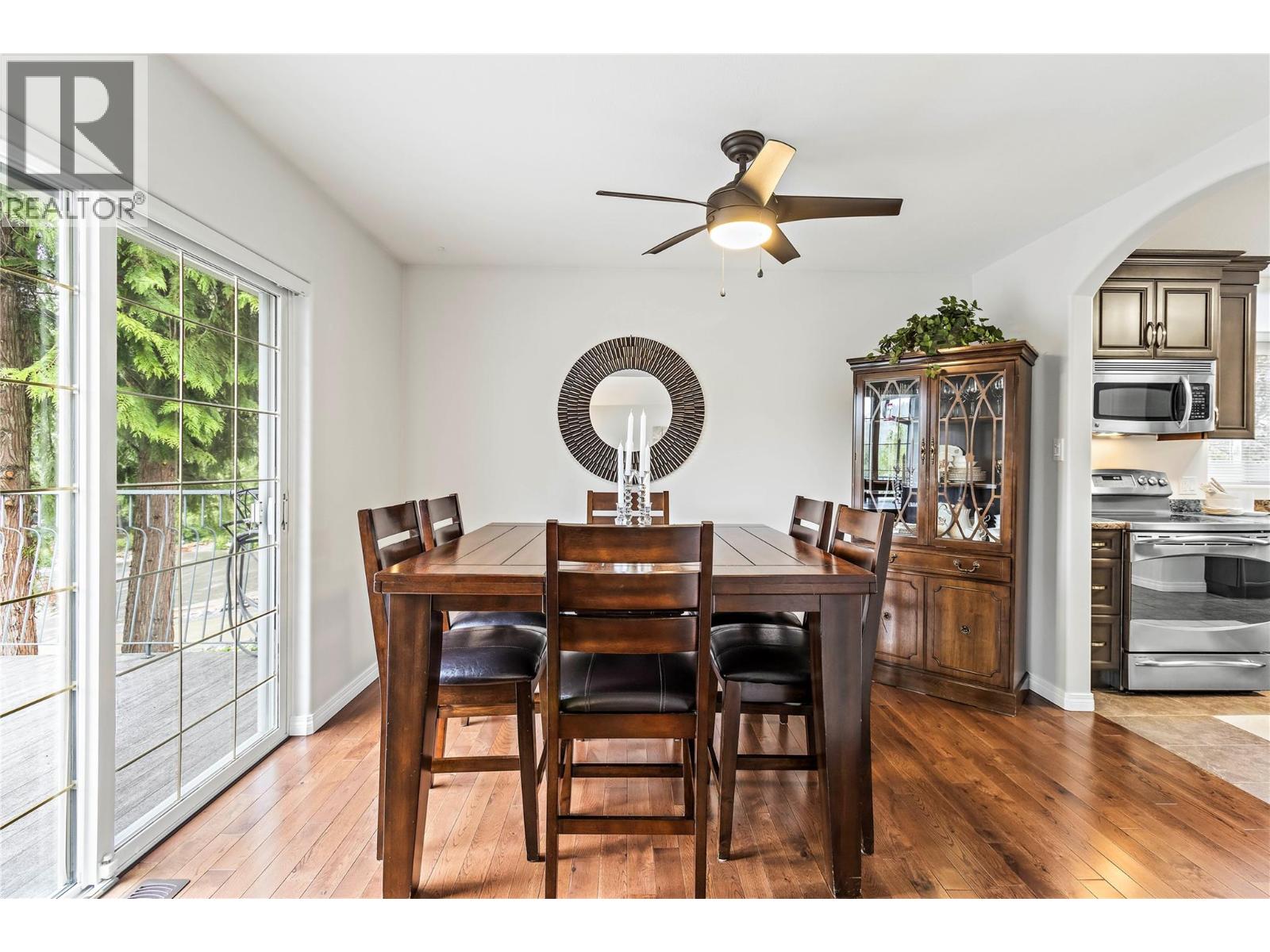 2592 Alpen Paradies Road Unit# 6, Blind Bay, British Columbia  V0E 1H1 - Photo 18 - 10373848