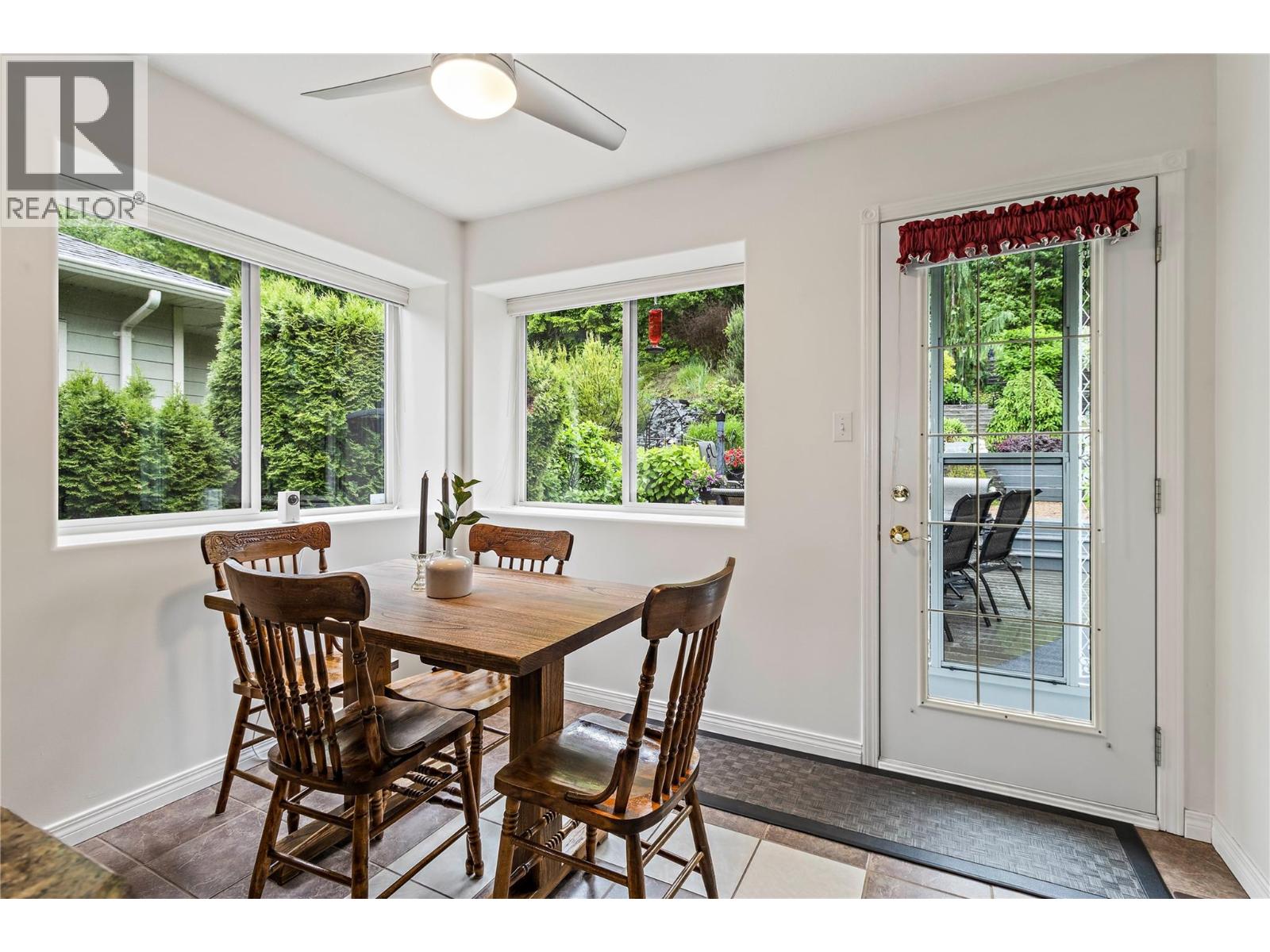 2592 Alpen Paradies Road Unit# 6, Blind Bay, British Columbia  V0E 1H1 - Photo 25 - 10373848