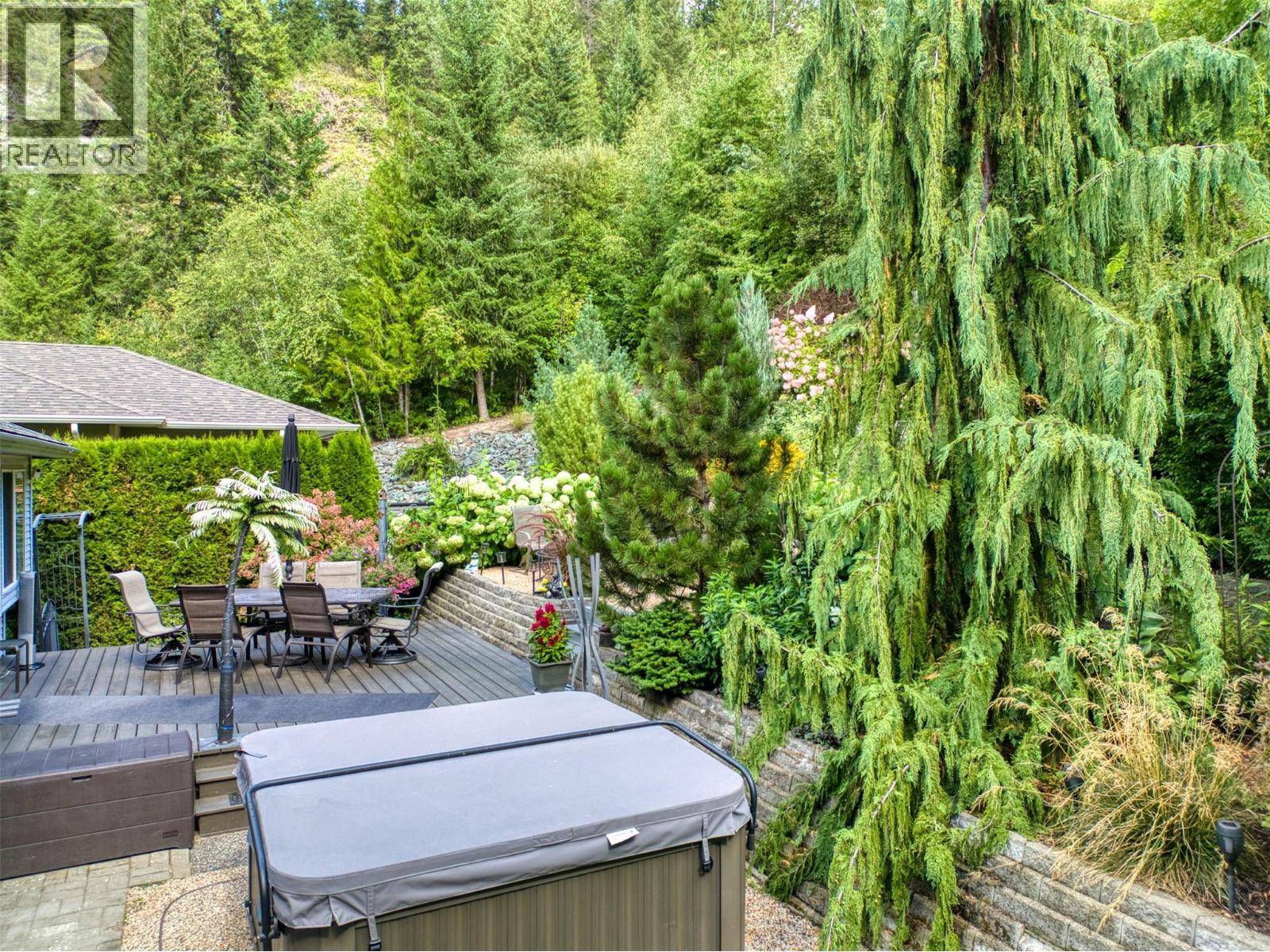 2592 Alpen Paradies Road Unit# 6, Blind Bay, British Columbia  V0E 1H1 - Photo 74 - 10373848