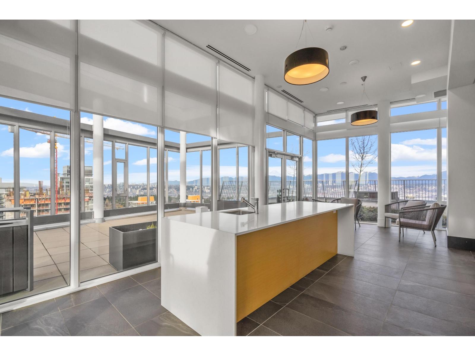 3705 13438 Central Avenue, Surrey, British Columbia  V3T 0N2 - Photo 31 - R3085962