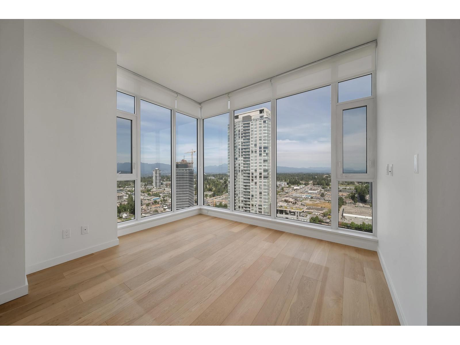 3705 13438 Central Avenue, Surrey, British Columbia  V3T 0N2 - Photo 7 - R3085962