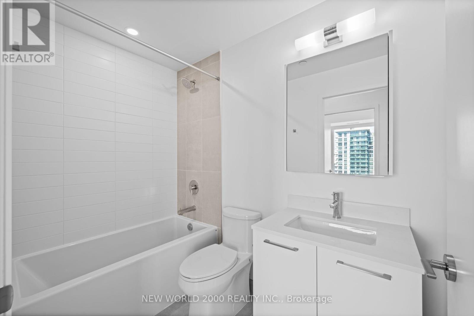 2213 - 101 Roehampton Avenue, Toronto, Ontario  M4P 2W2 - Photo 15 - C12753384