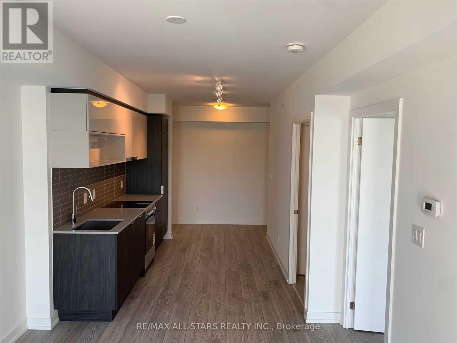 801 - 159 Wellesley Street E, Toronto, Ontario  M4Y 0H5 - Photo 3 - C12753428