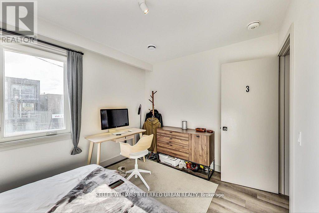 205 Bathurst Street, Toronto (Kensington-Chinatown), Ontario  M5T 2S1 - Photo 24 - C12753434