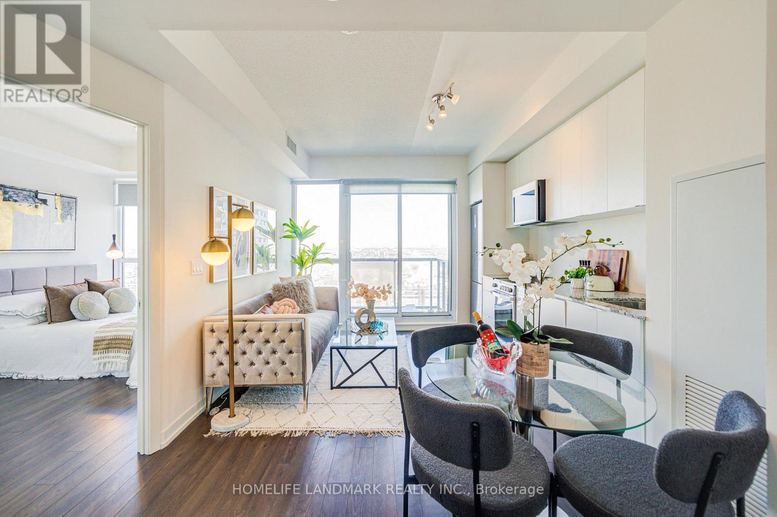 2210 - 49 EAST LIBERTY STREET, toronto (niagara), Ontario