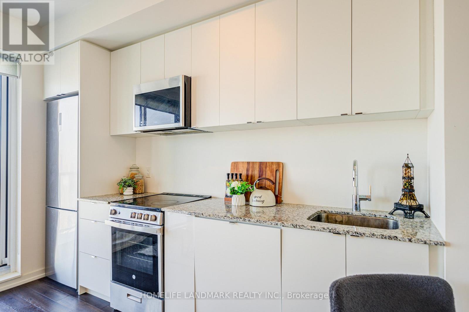 2210 - 49 East Liberty Street, Toronto (Niagara), Ontario  M6K 0B2 - Photo 8 - C12753454